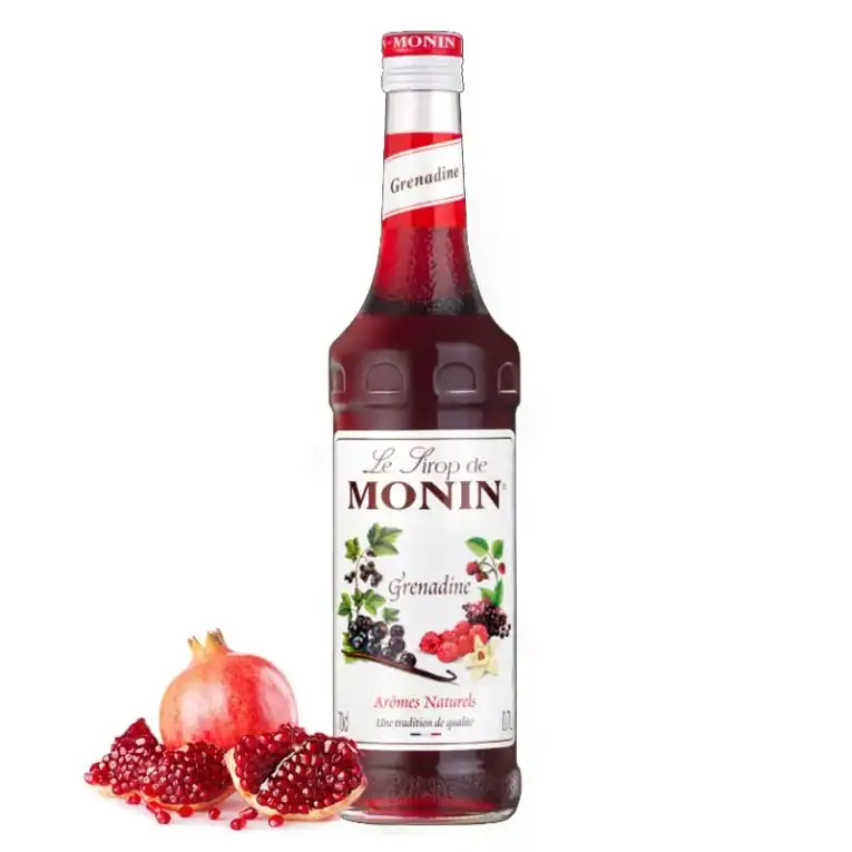 Sirop de grenadine Monin 0.7L, ideal pentru cocktailuri și deserturi.