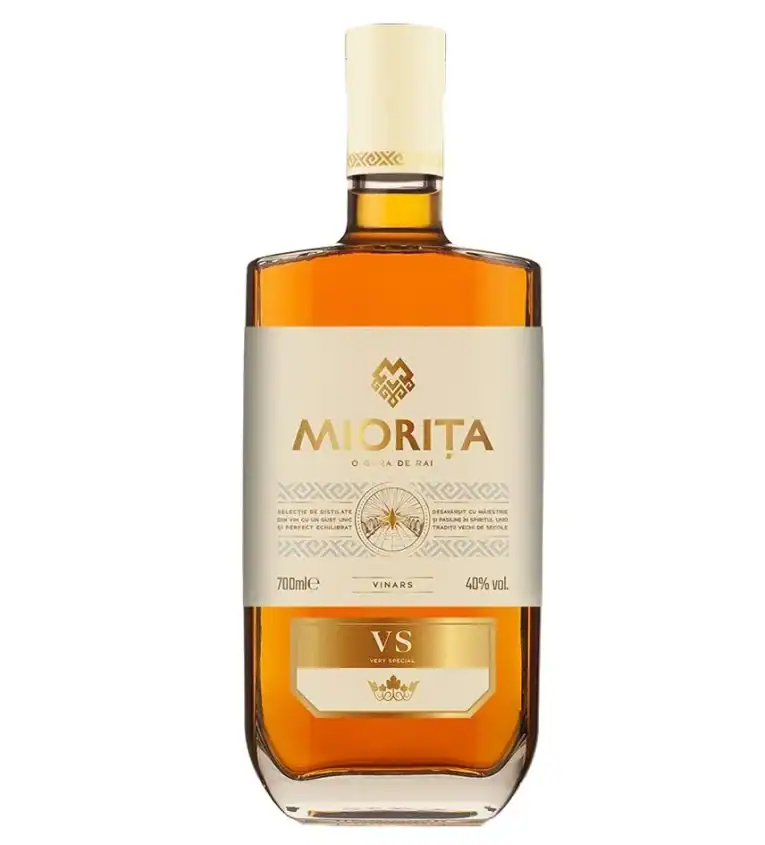 București, România - Vin Con Miorita VS 40% 0.7 SGR, băutură alcoolică de calitate superioară.
