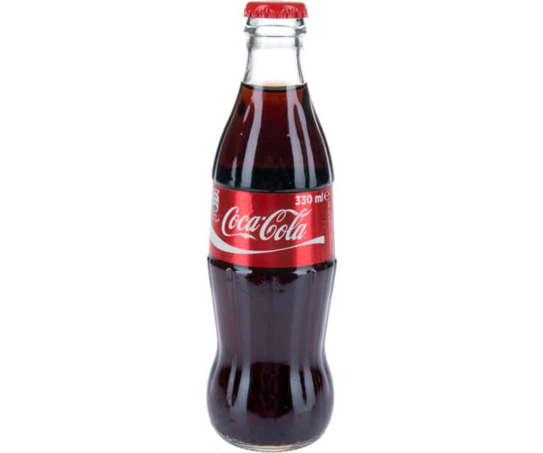 Coca-Cola 0,33L sticlă SGR, pachet 12 bucăți, băutură răcoritoare populară.